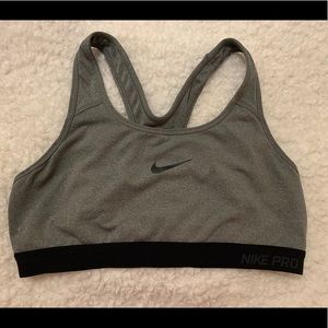 Nike Pro - DriFit - Sports Bra